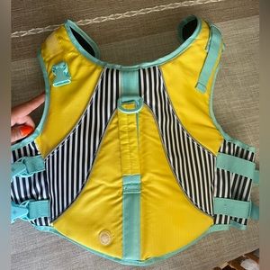 Good 2 Go, Yellow and Blue Stripe Dog Life Jacket (NEVER BEEN WORN) Size Small
